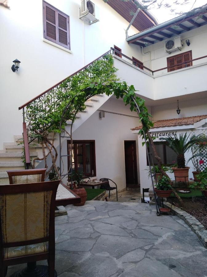 Lefkara Hotel Bagian luar foto