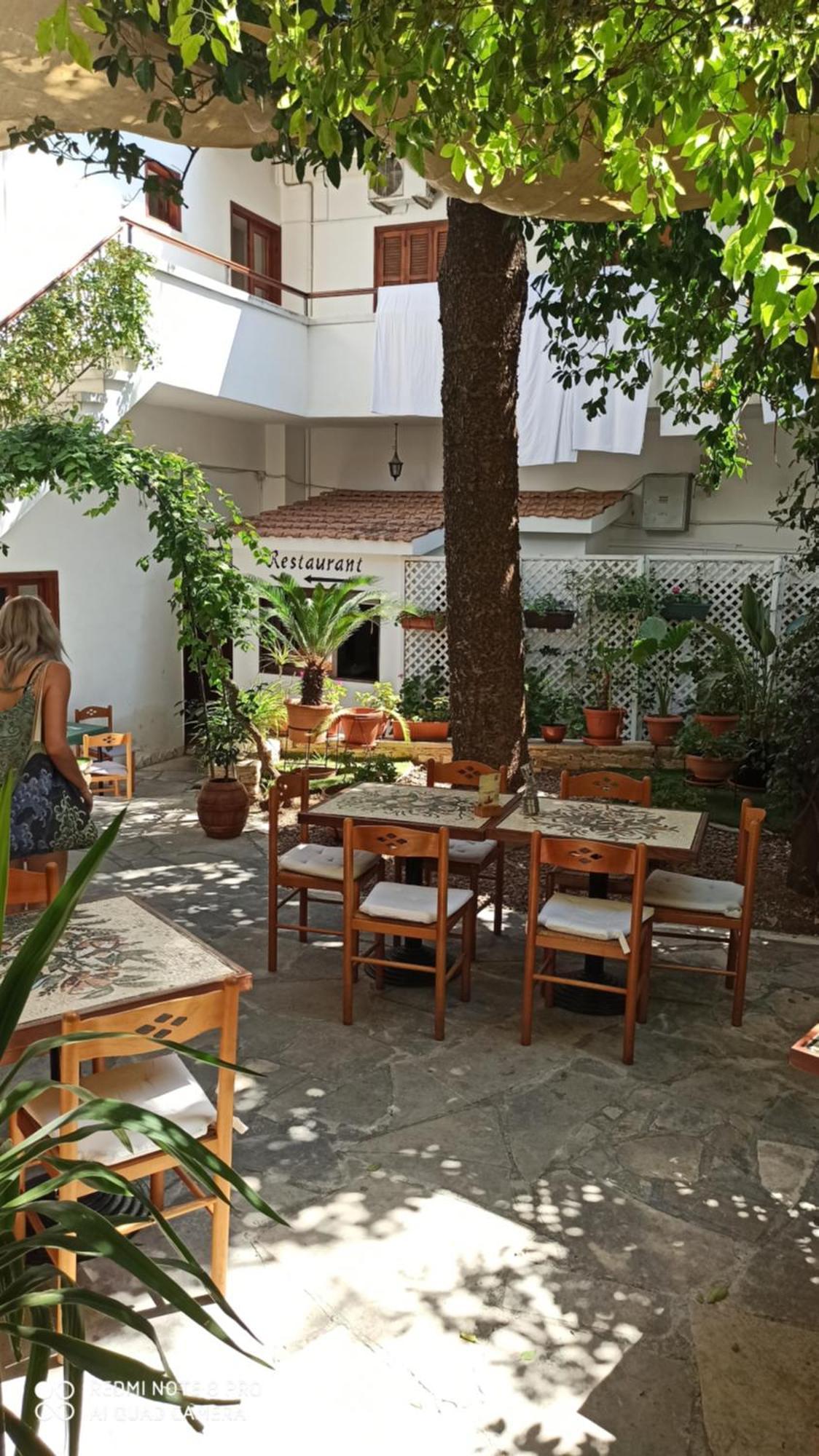 Lefkara Hotel Bagian luar foto