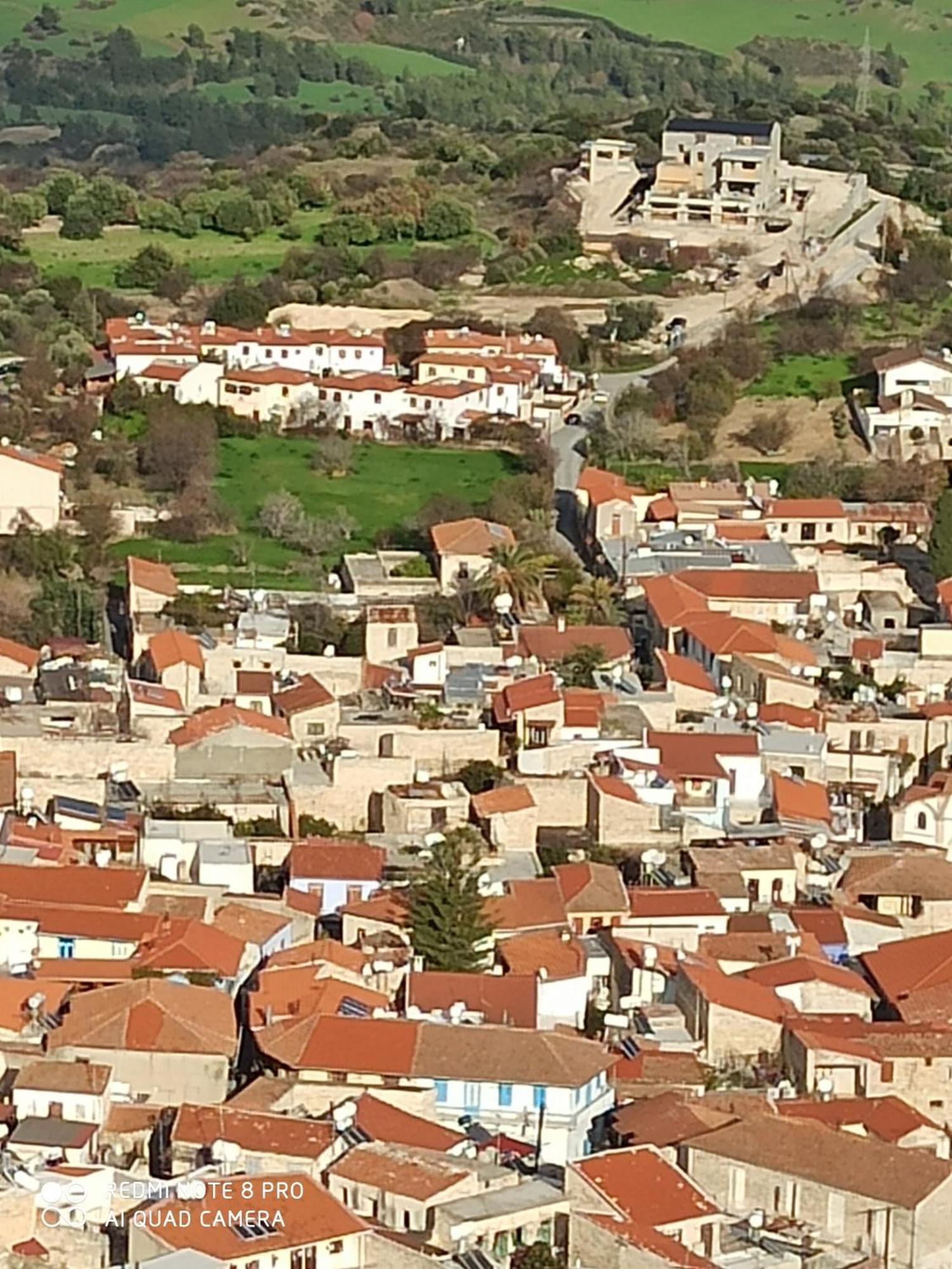 Lefkara Hotel Bagian luar foto