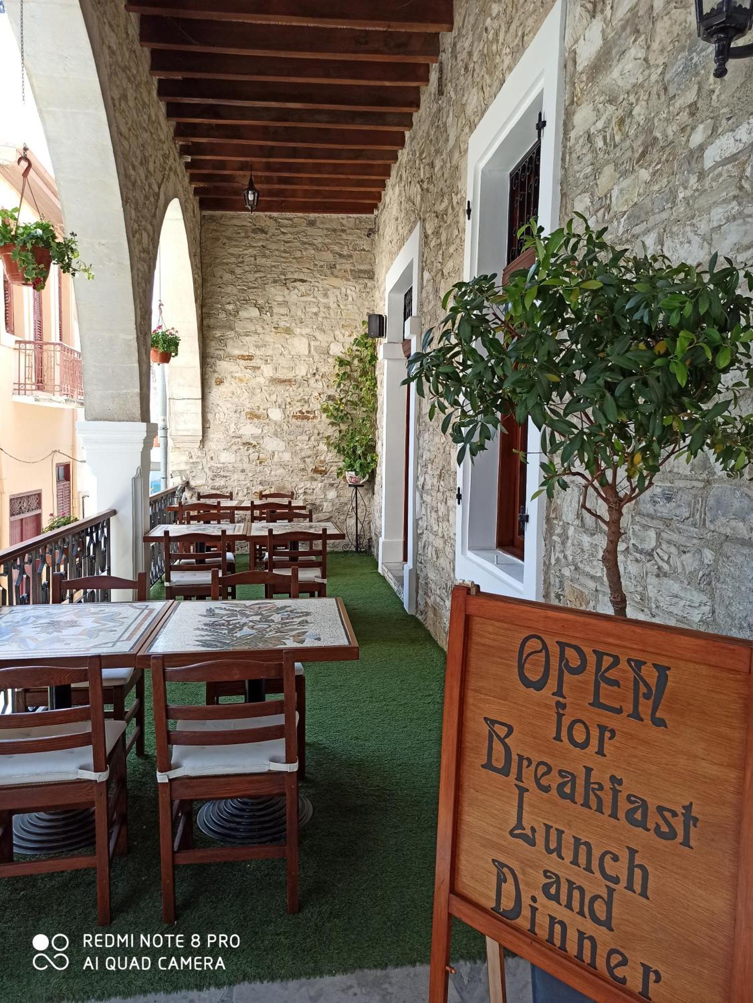 Lefkara Hotel Bagian luar foto